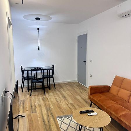 Modern Central Apartments Tiranë Luaran gambar