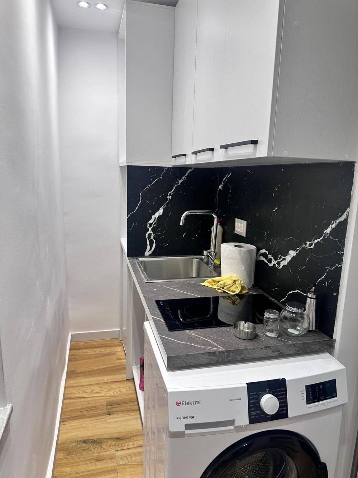 Modern Central Apartments Tiranë Luaran gambar